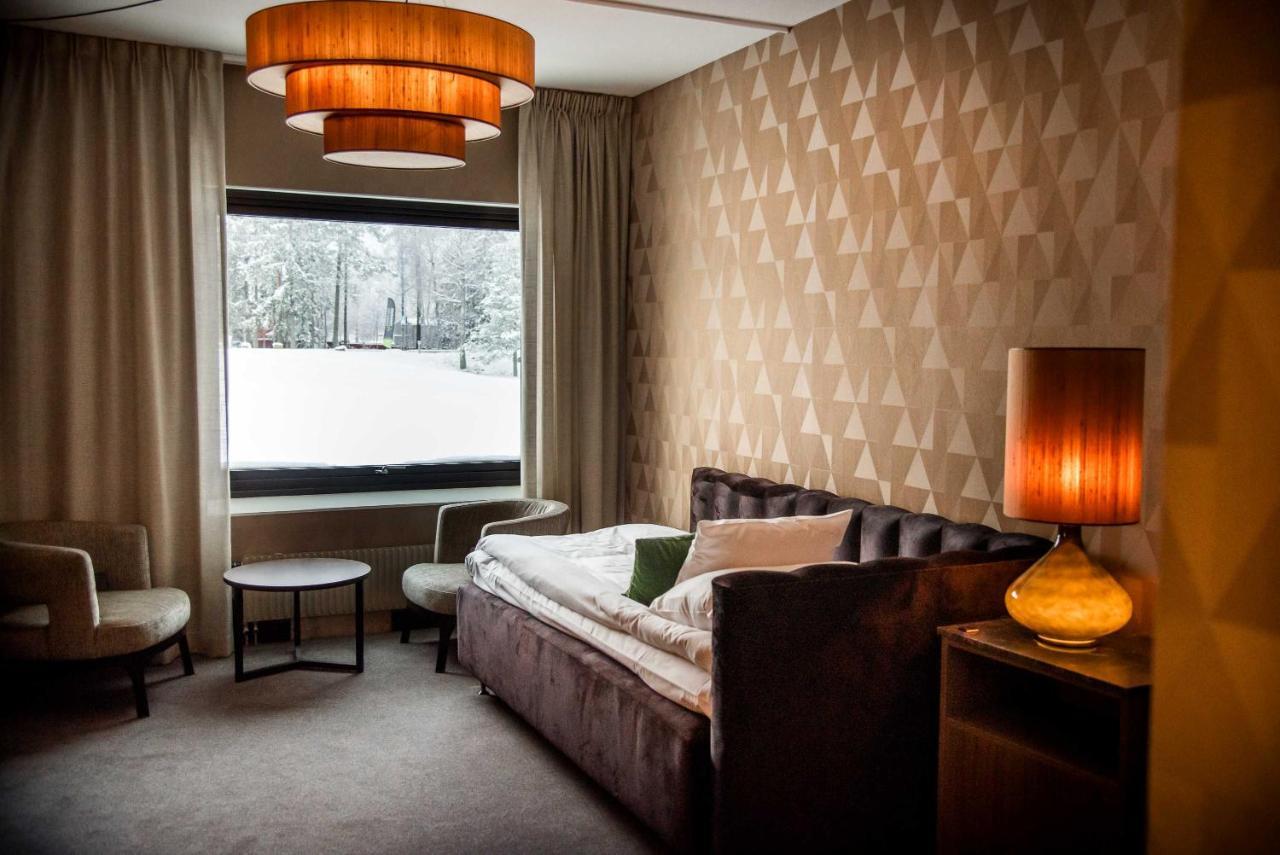 Billingehus Hotel Skovde Exterior photo